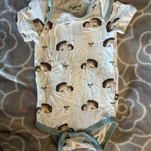 Kyte BABY Hedgehog Print Onesie with Blue Trim